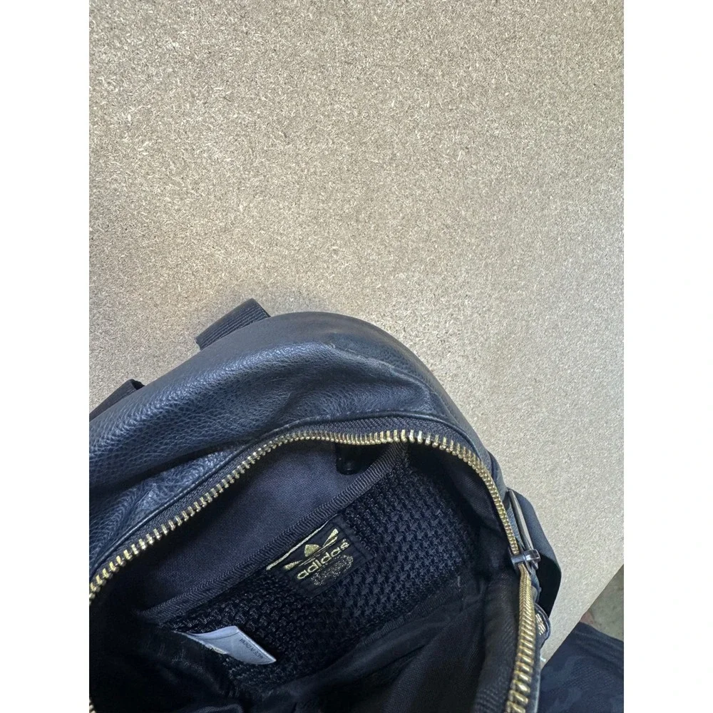 Adidas Originals Mini Backpack‎ Black Faux Leather Gold Trefoil Logo Small Bag - Picture 6 of 8